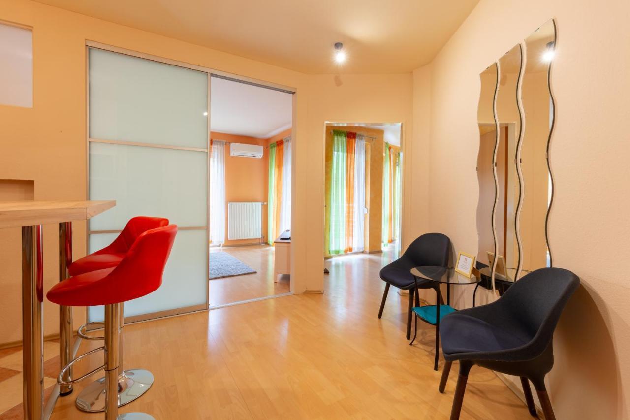 M36 Mester Apartment Budapest Exteriör bild